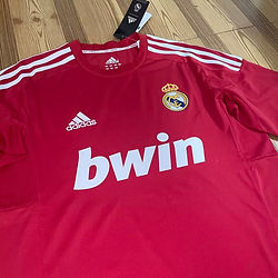 Retro Real Madrid Away Shirt 2011/2012 - That Retro Shirt Store