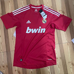 Retro Real Madrid Away Shirt 2011/2012 - That Retro Shirt Store