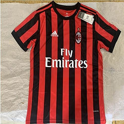 Retro AC Milan Home Shirt 2017/2018 - That Retro Shirt Store