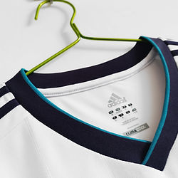 Retro Real Madrid Home Shirt 2012/2013 - That Retro Shirt Store