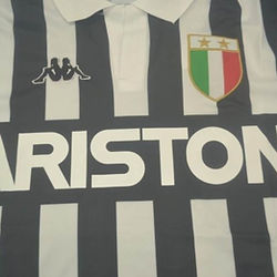Retro Juventus Home Shirt 1984/1985 - That Retro Shirt Store