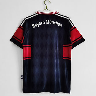 Retro Bayern Munich Home Shirt 1997/99 - That Retro Shirt Store