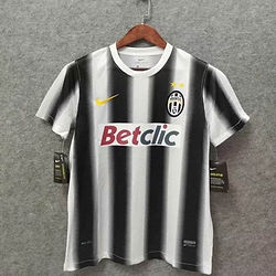 Retro Juventus Home Shirt 2011/2012 - That Retro Shirt Store