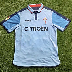 Retro Celta Vigo Home Shirt 2002/2004 - That Retro Shirt Store