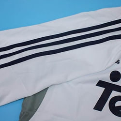 Retro Real Madrid Home Shirt 2000/2001 - That Retro Shirt Store