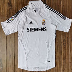 Retro Real Madrid Home Shirt 2005/2006 - That Retro Shirt Store