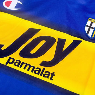 Retro Parma Home Shirt 2001/2002 - That Retro Shirt Store