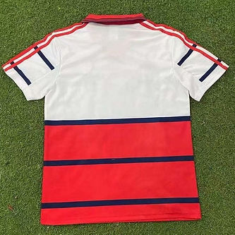 Retro Bayern Munich Away Shirt 1998/2000 - That Retro Shirt Store