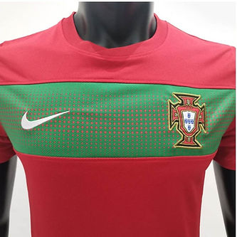 Retro Portugal Home Shirt 2010/2011 - That Retro Shirt Store