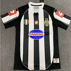 Retro Juventus Home Shirt 2002/2003 - That Retro Shirt Store