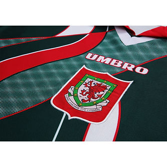 Retro Wales Away Shirt 1995/1996 - That Retro Shirt Store