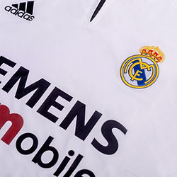 Retro Real Madrid Home Shirt 2004/2005 - That Retro Shirt Store