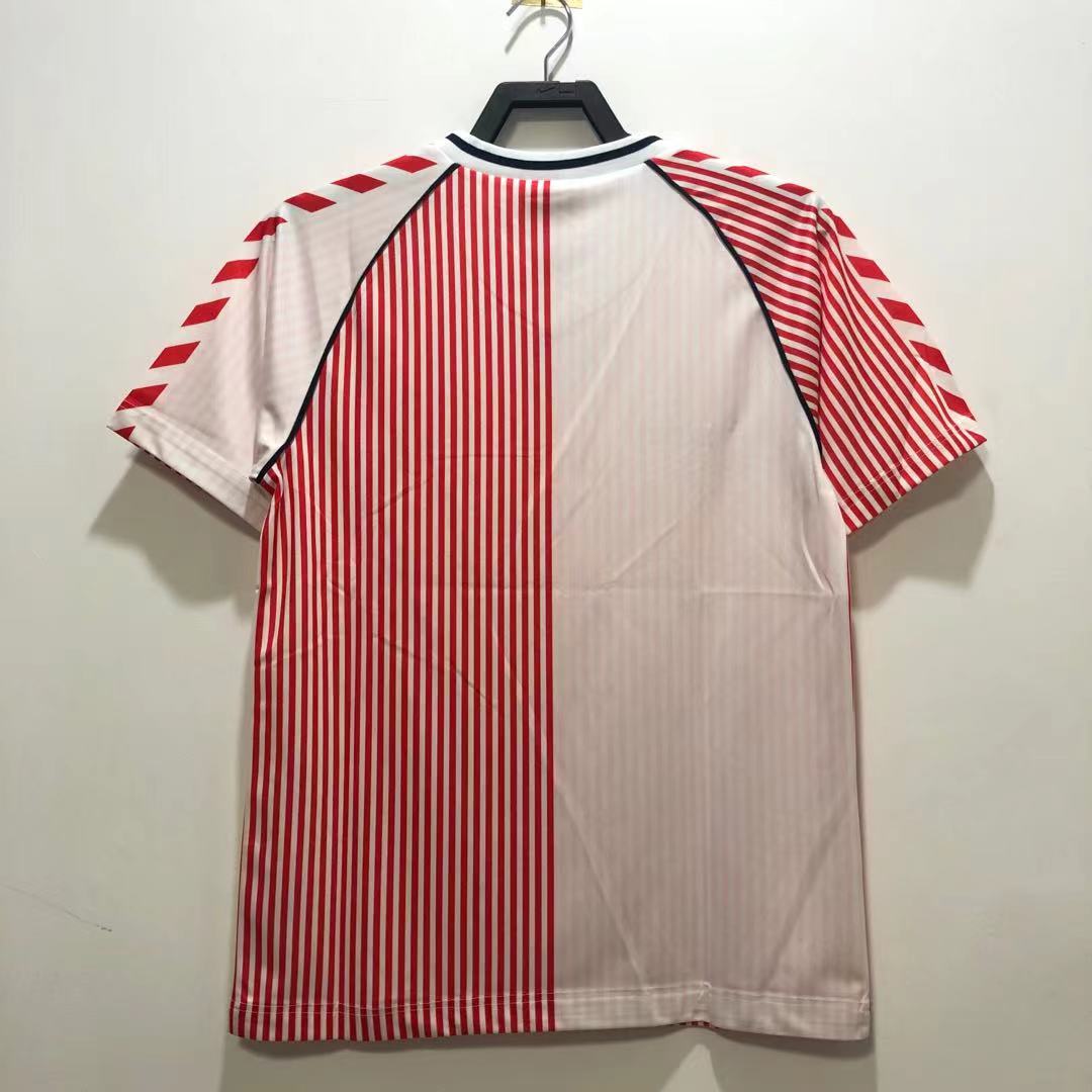 Retro Denmark Away Shirt 1986