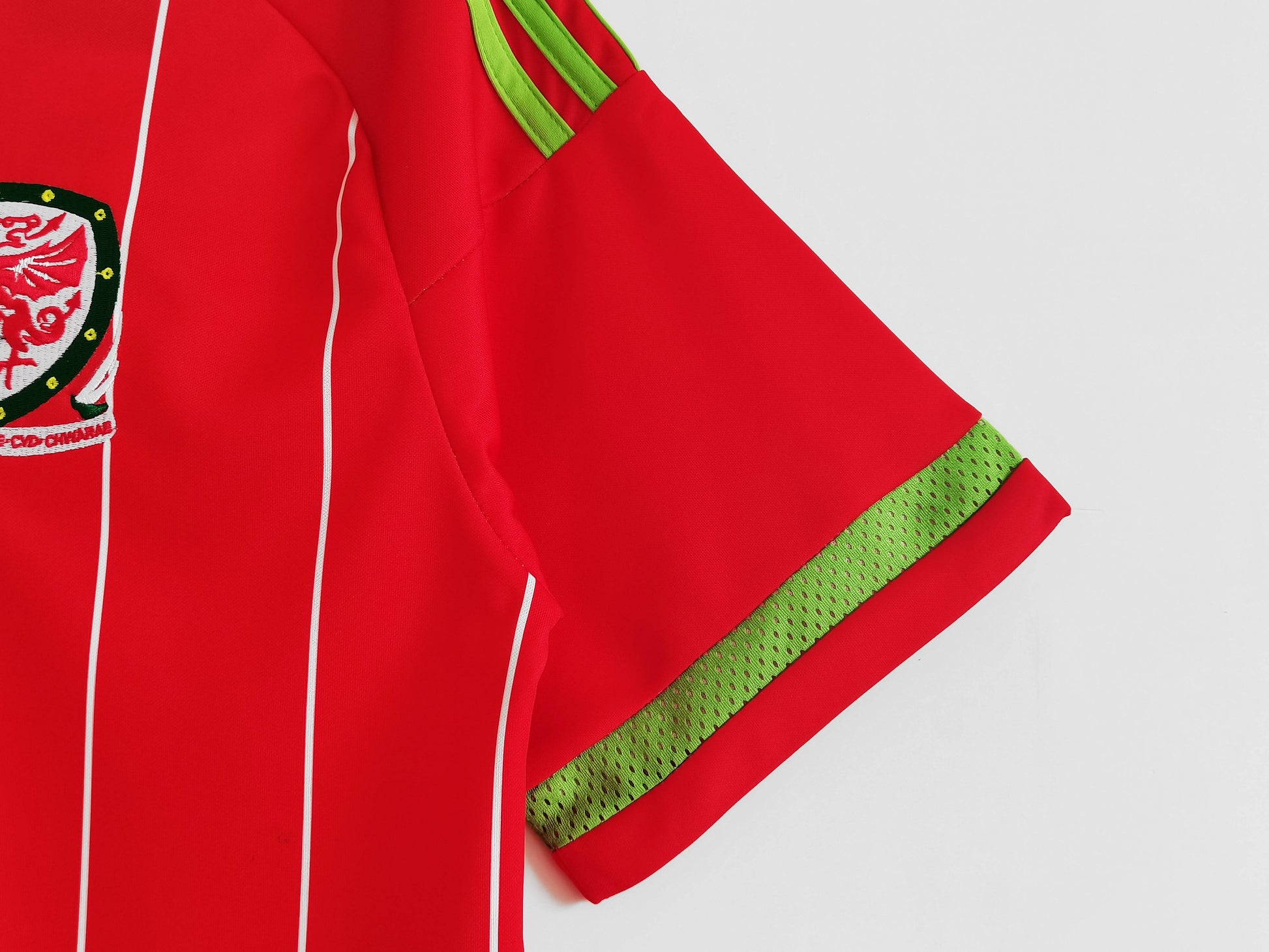 2015 2016 Wales Home Shirt - That Retro Shirt Store