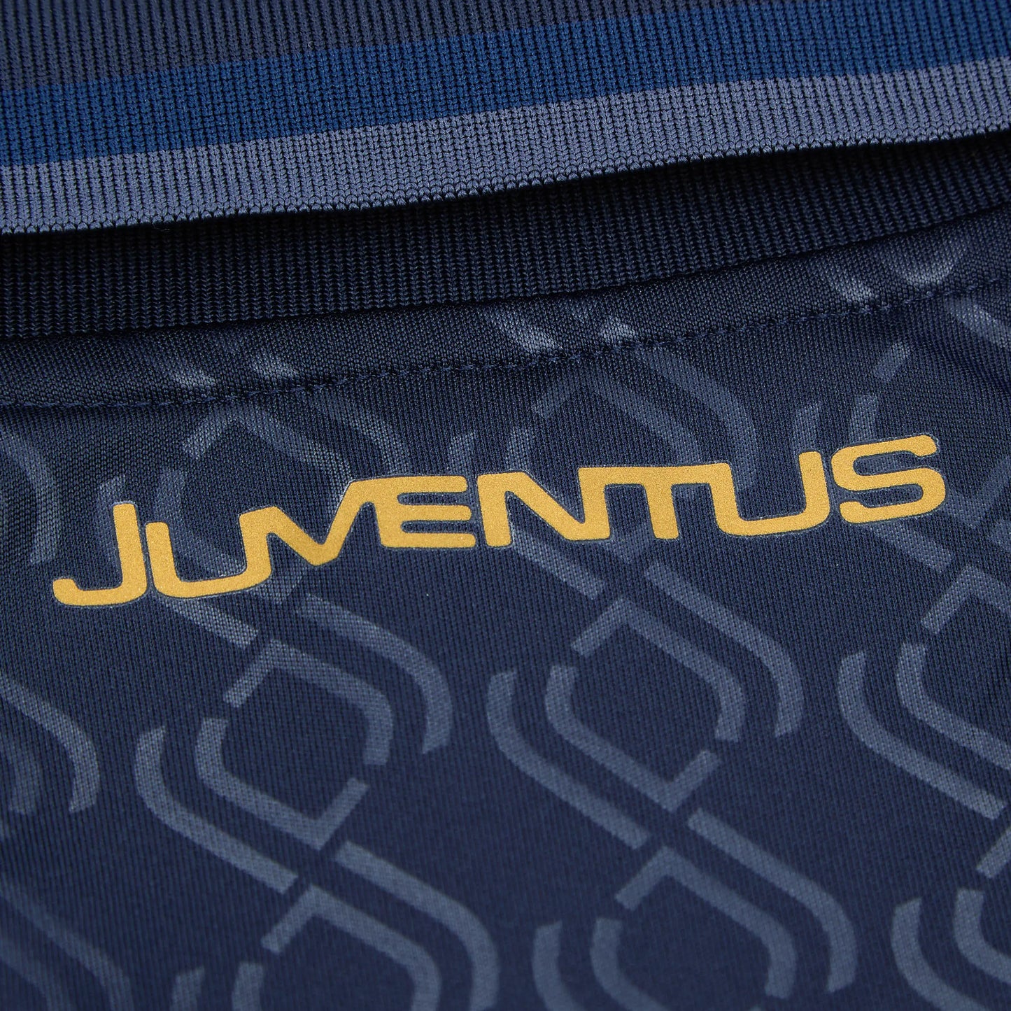 2024-25 Juventus Third Shirt